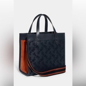 NWT Coach Field Tote 22  with Horse and Carriage